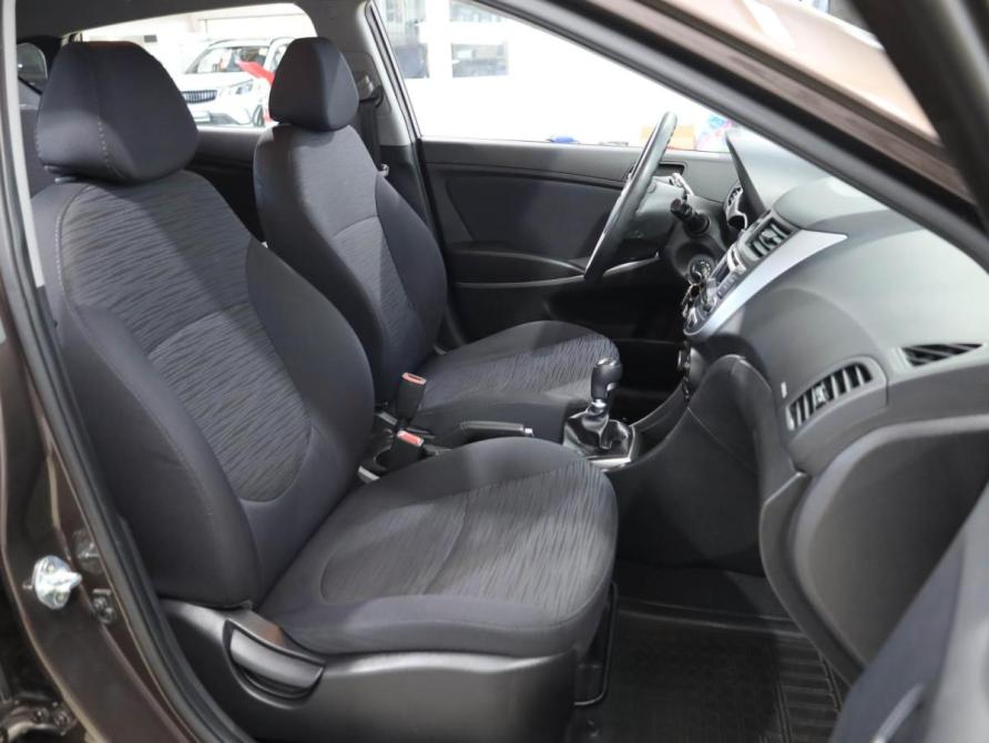 Hyundai Solaris I Рестайлинг Ростов-на-Дону  - изображение 8