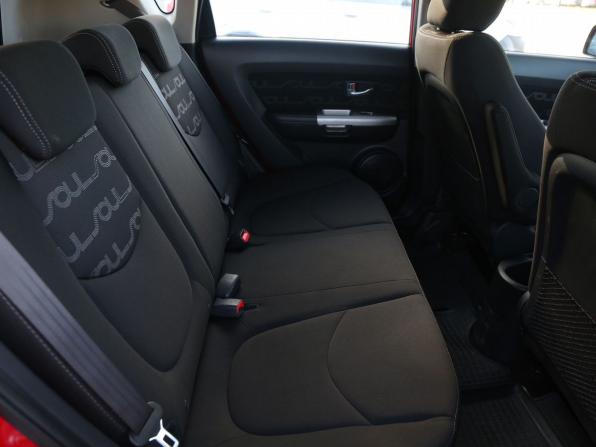 Kia Soul I Рестайлинг с пробегом 2013 года, цена 717 000 рублей, 255000 км, хэтчбек, Автокод Объявления