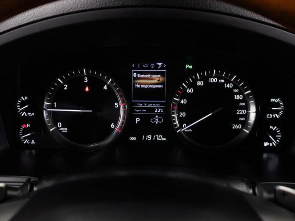 Lexus LX III Рестайлинг 2 с пробегом 2017 года, цена 7 650 000 рублей, 119170 км, внедорожник, Автокод Объявления