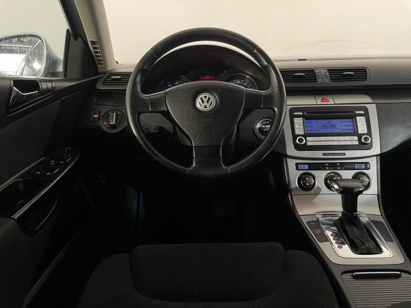 Volkswagen Passat B6 с пробегом 2005 года, цена 444 900 рублей, 289000 км, седан, Автокод Объявления