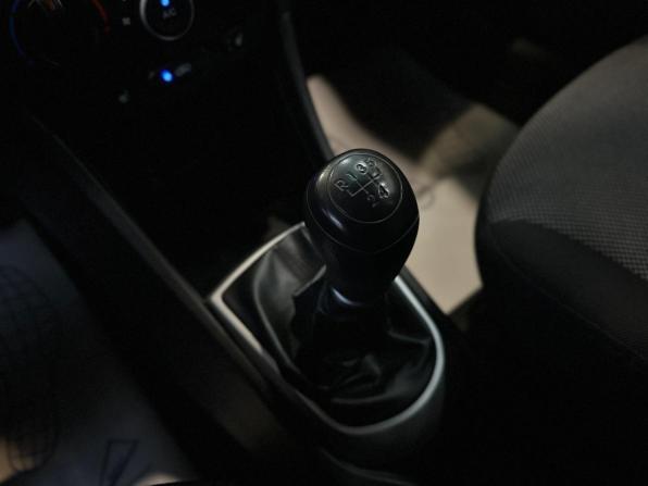 Hyundai Solaris I с пробегом 2013 года, цена 740 000 рублей, 175900 км, хэтчбек, Автокод Объявления