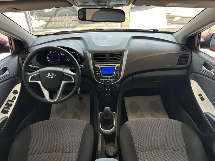 Hyundai Solaris I Санкт-Петербург  - изображение 29