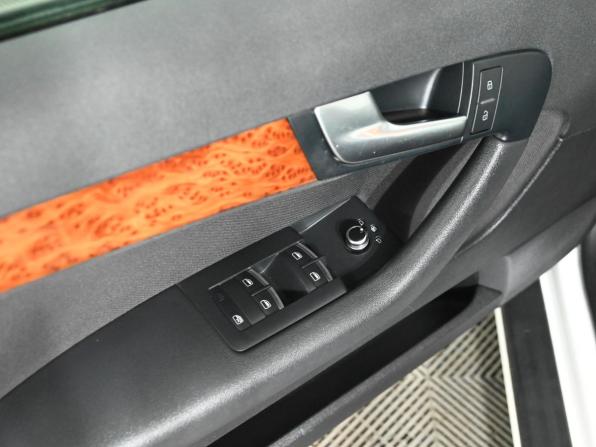 Audi A3 II (8P) Рестайлинг 2 с пробегом 2012 года, цена 1 100 000 рублей, 148823 км, хэтчбек, Автокод Объявления