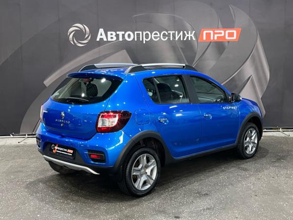 Renault Sandero II с пробегом 2018 года, цена 1 194 000 рублей, 87200 км, хэтчбек, Автокод Объявления