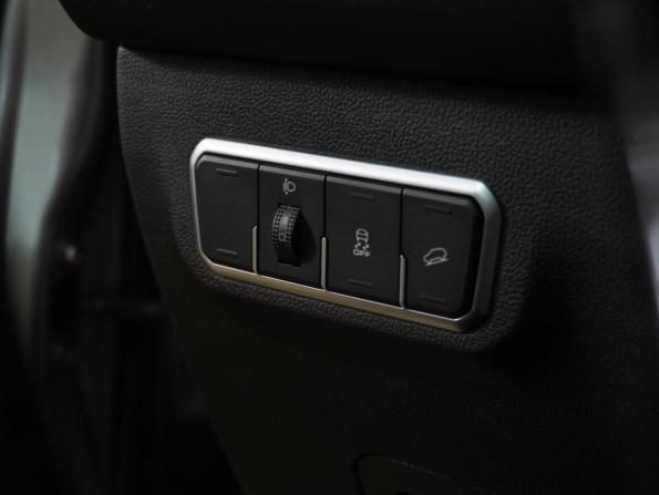 Haval M6 II с пробегом 2024 года, цена 1 839 000 рублей, 43413 км, внедорожник, Автокод Объявления