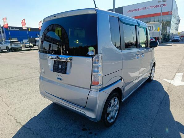 Honda N-BOX I Рестайлинг с пробегом 2017 года, цена 735 000 рублей, 133570 км, минивэн, Автокод Объявления