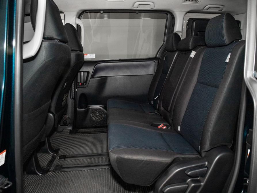 Toyota Voxy III (R80) Иркутск  - изображение 7