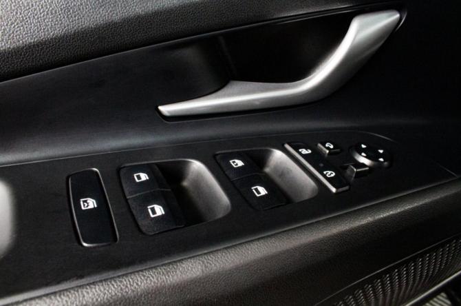 Hyundai Elantra VII (CN7) с пробегом 2023 года, цена 2 329 000 рублей, 87256 км, седан, Автокод Объявления