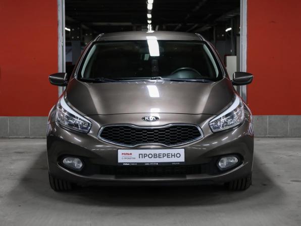 Kia Ceed II с пробегом 2015 года, цена 917 000 рублей, 166000 км, хэтчбек, Автокод Объявления