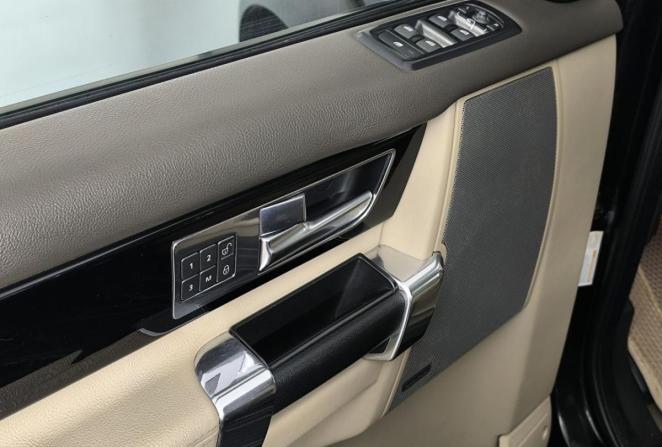 Land Rover Discovery IV Рестайлинг с пробегом 2013 года, цена 2 460 000 рублей, 186770 км, внедорожник, Автокод Объявления