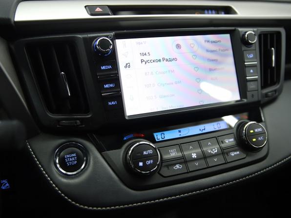 Toyota RAV4 IV (XA40) Рестайлинг с пробегом 2019 года, цена 2 770 000 рублей, 103247 км, внедорожник, Автокод Объявления