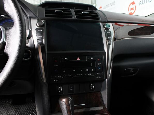 Toyota Camry VII (XV50) Рестайлинг 2 с пробегом 2017 года, цена 2 799 000 рублей, 136473 км, седан, Автокод Объявления