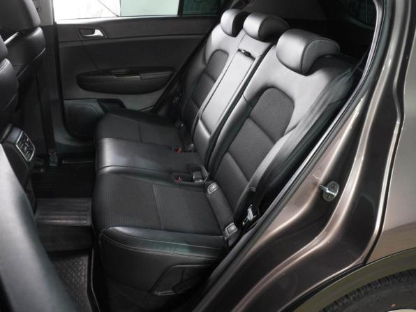 Kia Sportage IV Рестайлинг с пробегом 2019 года, цена 2 349 000 рублей, 168391 км, внедорожник, Автокод Объявления