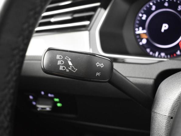 Volkswagen Passat B8 с пробегом 2016 года, цена 2 635 000 рублей, 132682 км, универсал, Автокод Объявления