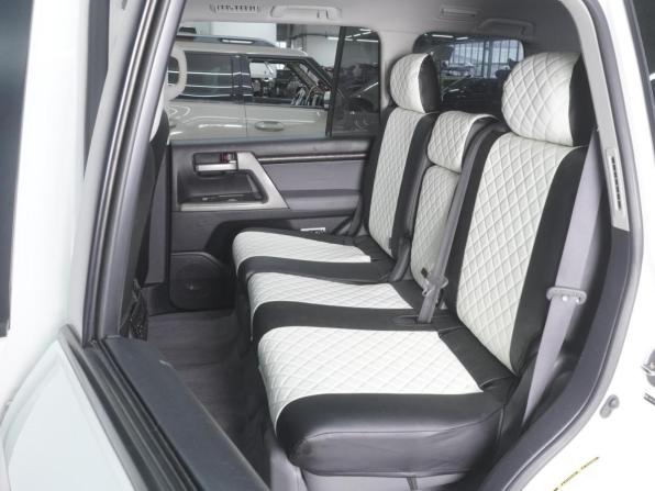 Toyota Land Cruiser 200 Series с пробегом 2007 года, цена 2 815 000 рублей, 179125 км, внедорожник, Автокод Объявления