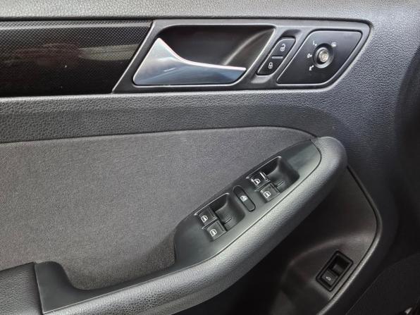Volkswagen Jetta VI с пробегом 2012 года, цена 899 000 рублей, 186000 км, седан, Автокод Объявления