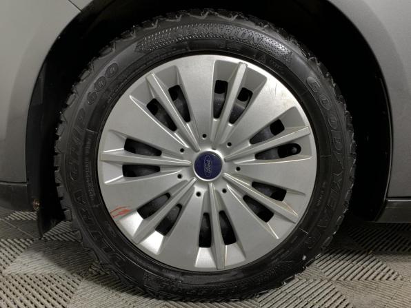 Ford Focus III Рестайлинг с пробегом 2018 года, цена 1 235 000 рублей, 93736 км, хэтчбек, Автокод Объявления
