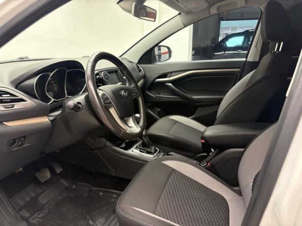 Lada (ВАЗ) Vesta I с пробегом 2022 года, цена 1 329 000 рублей, 85296 км, седан, Автокод Объявления