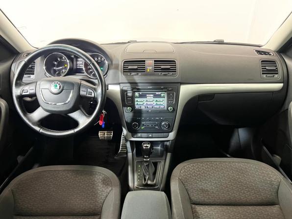 Skoda Yeti I Рестайлинг с пробегом 2013 года, цена 1 175 000 рублей, 185224 км, внедорожник, Автокод Объявления