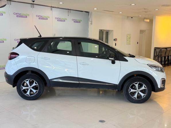 Renault Kaptur I Рестайлинг с пробегом 2021 года, цена 1 230 000 рублей, 80690 км, внедорожник, Автокод Объявления