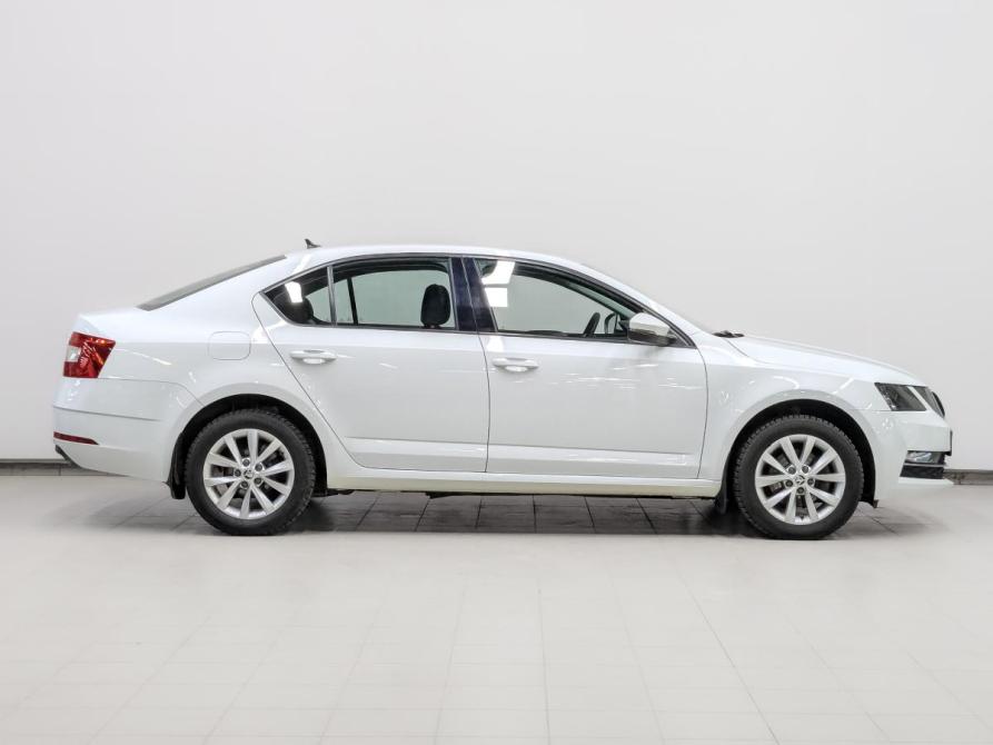 Skoda Octavia III (A7) Рестайлинг Москва  - изображение 4