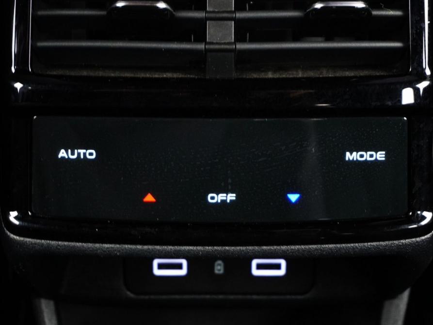 Geely Monjaro I Москва  - изображение 17