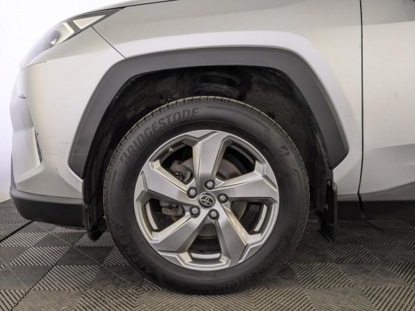 Toyota RAV4 V (XA50) с пробегом 2022 года, цена 3 335 000 рублей, 89160 км, внедорожник, Автокод Объявления