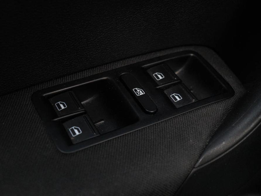 Volkswagen Polo V Рестайлинг Москва  - изображение 16