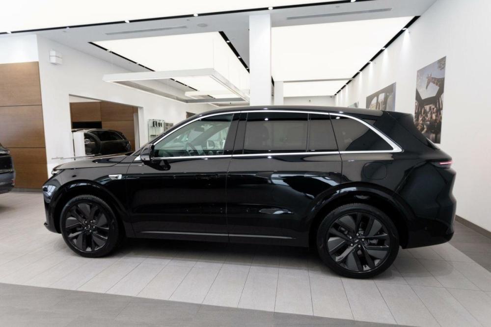 Li Auto (Lixiang) L6 Москва  - изображение 3