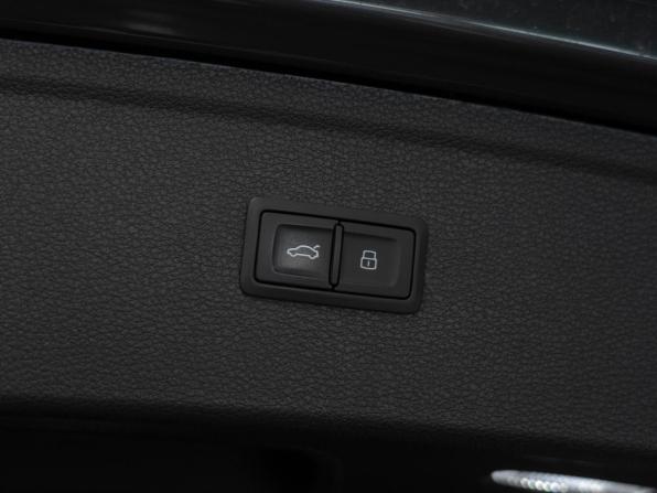 Audi Q5 II (FY) с пробегом 2020 года, цена 3 795 000 рублей, 70012 км, внедорожник, Автокод Объявления