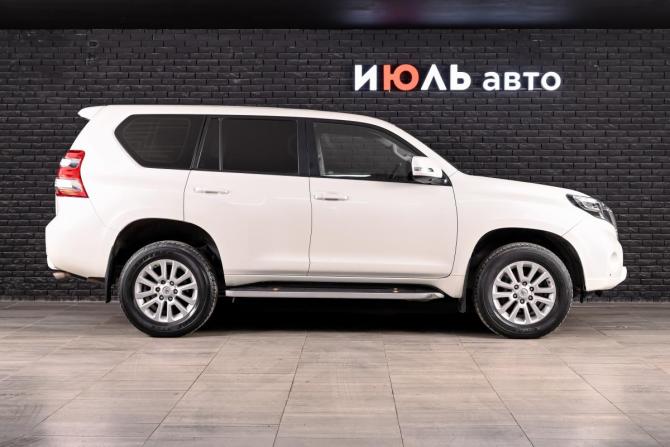 Toyota Land Cruiser Prado 150 Series Рестайлинг 1 с пробегом 2014 года, цена 4 500 000 рублей, 130118 км, внедорожник, Автокод Объявления