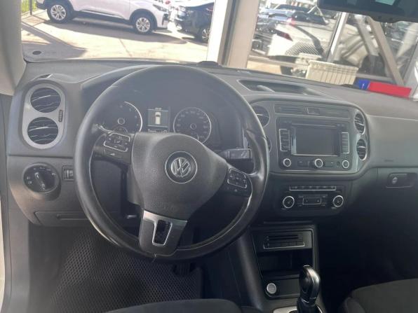 Volkswagen Tiguan I Рестайлинг с пробегом 2012 года, цена 1 241 000 рублей, 174000 км, внедорожник, Автокод Объявления