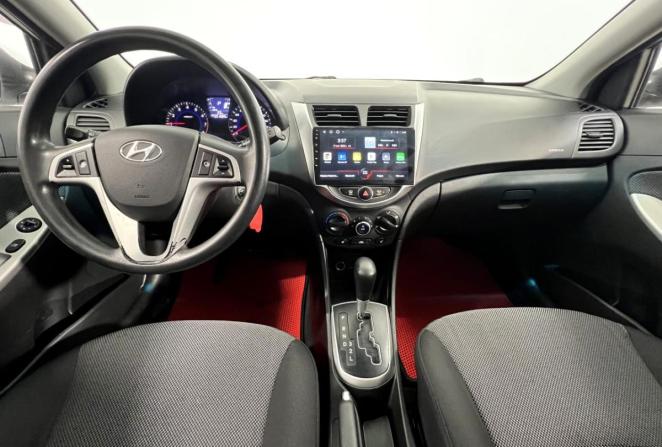 Hyundai Solaris I с пробегом 2013 года, цена 715 000 рублей, 201089 км, хэтчбек, Автокод Объявления