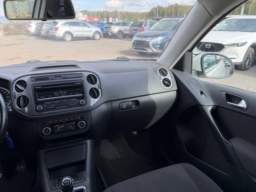 Volkswagen Tiguan I Рестайлинг Санкт-Петербург  - изображение 7