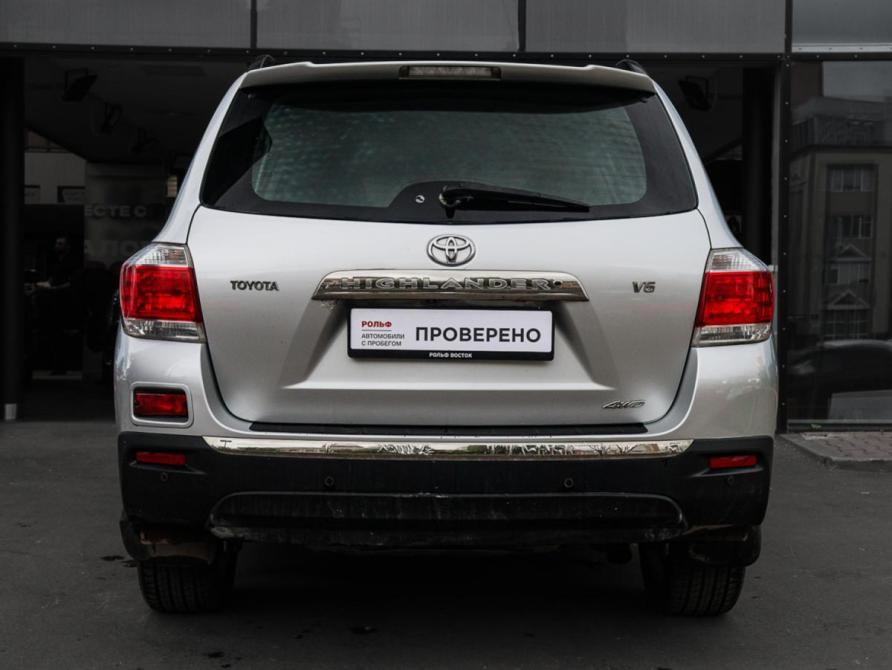 Toyota Highlander II (XU40) Рестайлинг Москва  - изображение 5