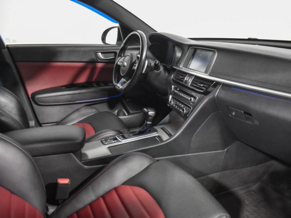 Kia Optima IV Рестайлинг с пробегом 2019 года, цена 2 029 000 рублей, 109102 км, седан, Автокод Объявления