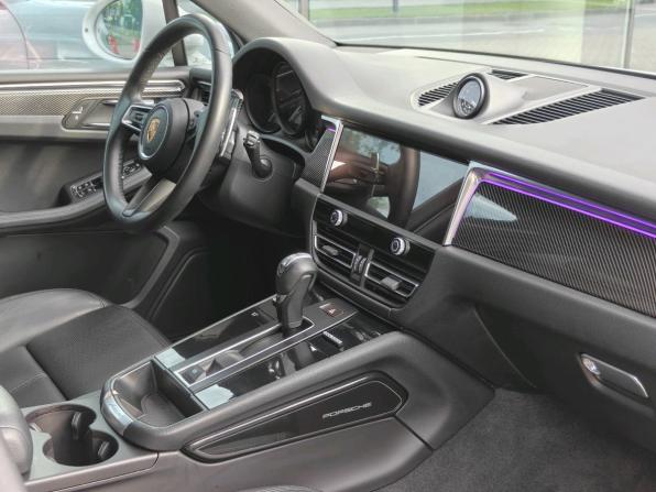 Porsche Macan I Рестайлинг 2 с пробегом 2022 года, цена 6 400 000 рублей, 67796 км, внедорожник, Автокод Объявления