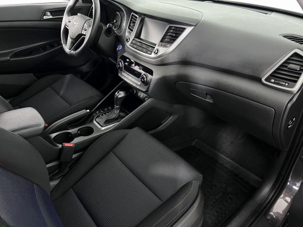 Hyundai Tucson III с пробегом 2018 года, цена 2 050 000 рублей, 122318 км, внедорожник, Автокод Объявления