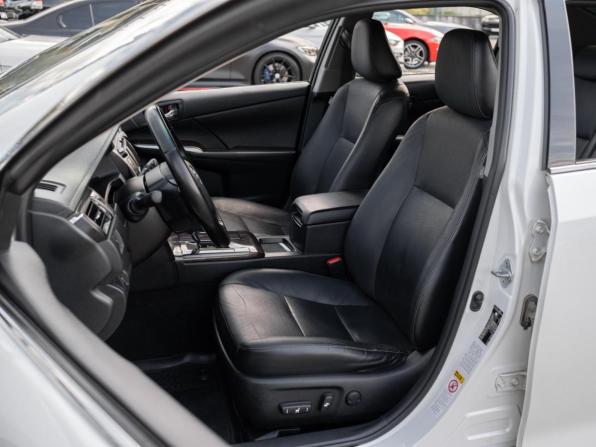 Toyota Camry VII (XV50) Рестайлинг с пробегом 2015 года, цена 1 949 000 рублей, 209887 км, седан, Автокод Объявления