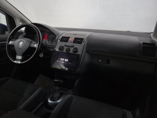Volkswagen Touran I Рестайлинг с пробегом 2009 года, цена 680 000 рублей, 228720 км, минивэн, Автокод Объявления