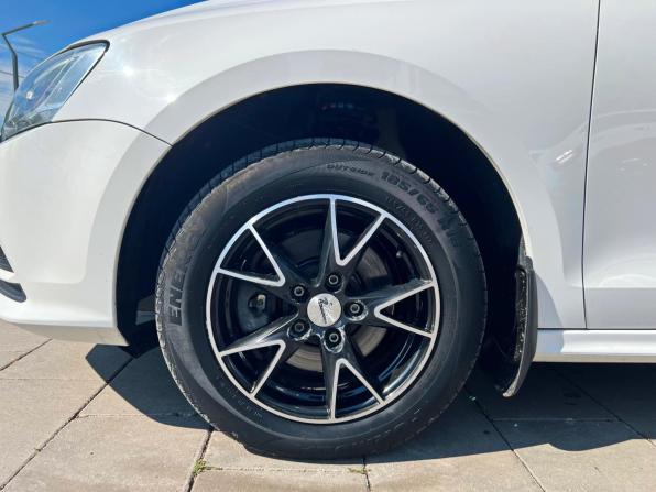 Volkswagen Jetta VI Рестайлинг с пробегом 2015 года, цена 1 085 000 рублей, 191446 км, седан, Автокод Объявления