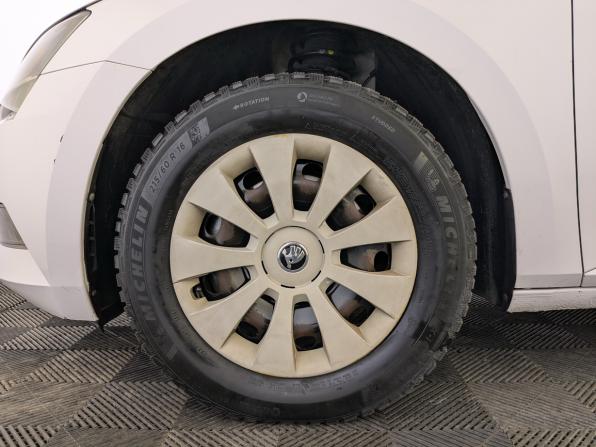 Skoda Superb III с пробегом 2019 года, цена 2 300 000 рублей, 94130 км, лифтбек, Автокод Объявления