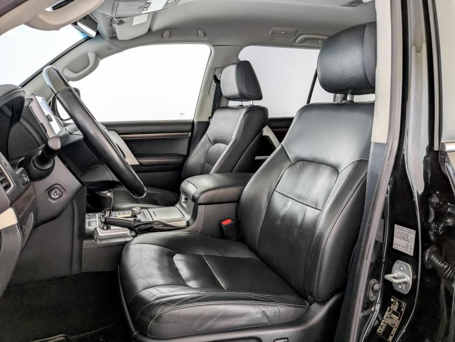 Toyota Land Cruiser 200 Series Рестайлинг 2 Москва  - изображение 20