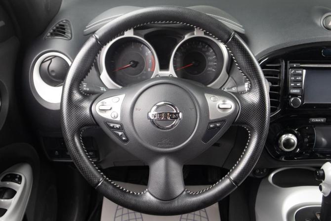 Nissan Juke I Рестайлинг с пробегом 2017 года, цена 2 009 000 рублей, 30912 км, внедорожник, Автокод Объявления