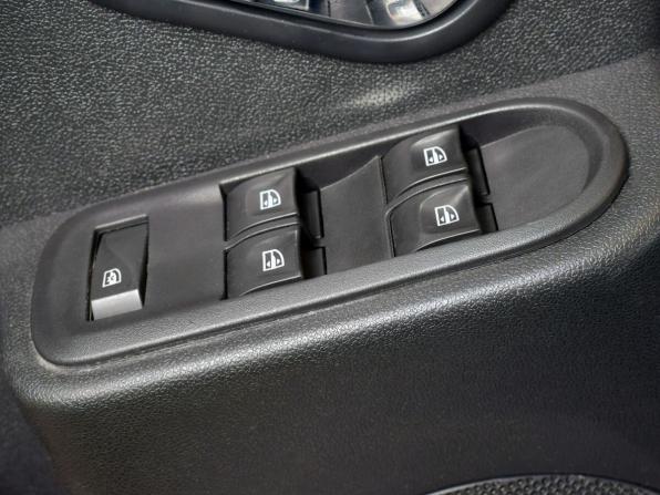 Nissan Terrano III (D10) с пробегом 2019 года, цена 1 099 999 рублей, 250124 км, внедорожник, Автокод Объявления