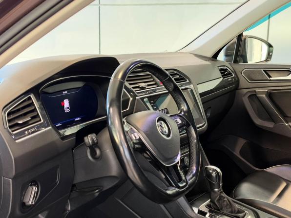 Volkswagen Tiguan II с пробегом 2017 года, цена 2 565 000 рублей, 149438 км, внедорожник, Автокод Объявления