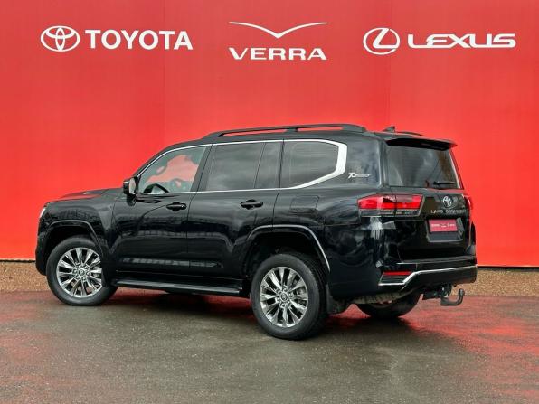 Toyota Land Cruiser 300 Series с пробегом 2021 года, цена 12 100 000 рублей, 66400 км, внедорожник, Автокод Объявления