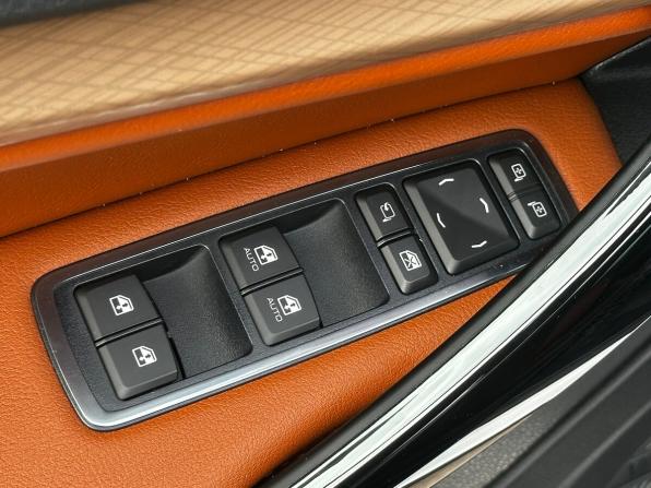 Lada (ВАЗ) Vesta I Рестайлинг (NG) с пробегом 2026 года, цена 2 249 000 рублей, 240 км, универсал, Автокод Объявления