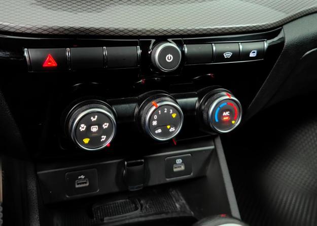 Lada (ВАЗ) Vesta I Рестайлинг (NG) с пробегом 2023 года, цена 1 177 000 рублей, 44051 км, седан, Автокод Объявления