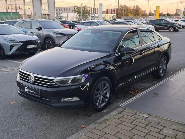 Volkswagen Passat B8 с пробегом 2019 года, цена 1 565 000 рублей, 228478 км, седан, Автокод Объявления